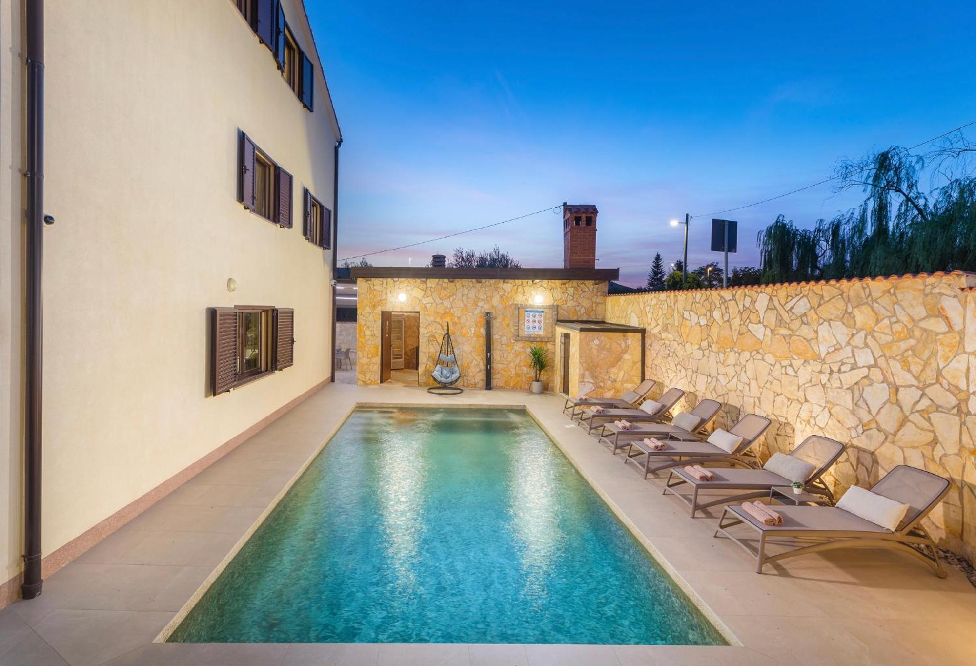 Villa Miromar App بولا المظهر الخارجي الصورة